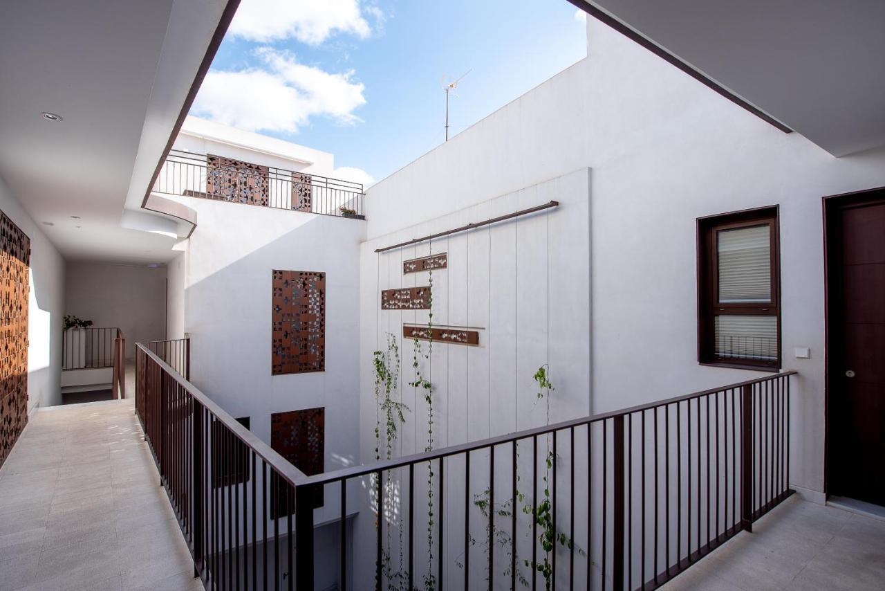 Apartamento Con Terraza En San Luis Apartment Seville Luaran gambar