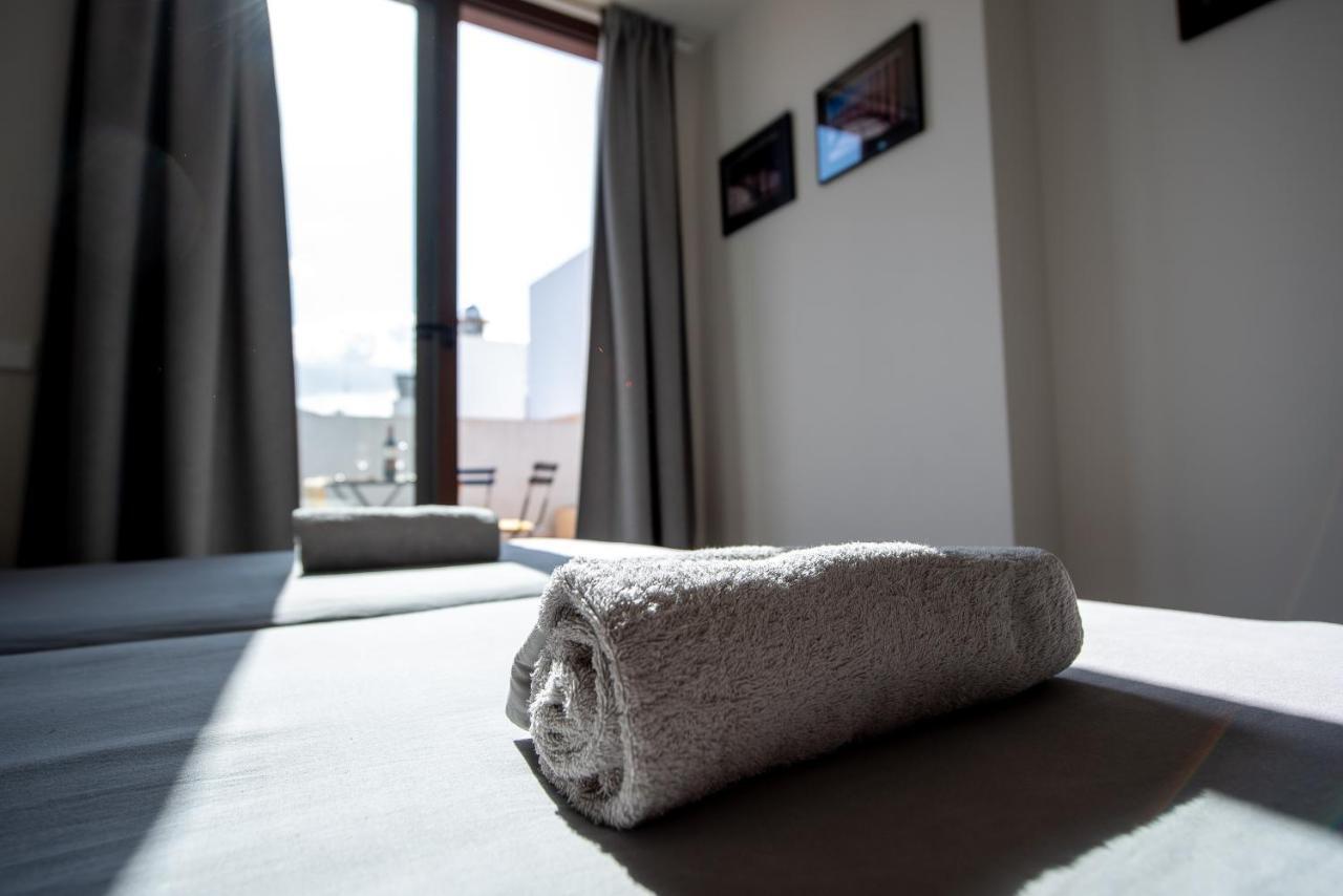 Apartamento Con Terraza En San Luis Apartment Seville Luaran gambar