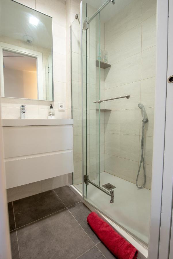 Apartamento Con Terraza En San Luis Apartment Seville Luaran gambar